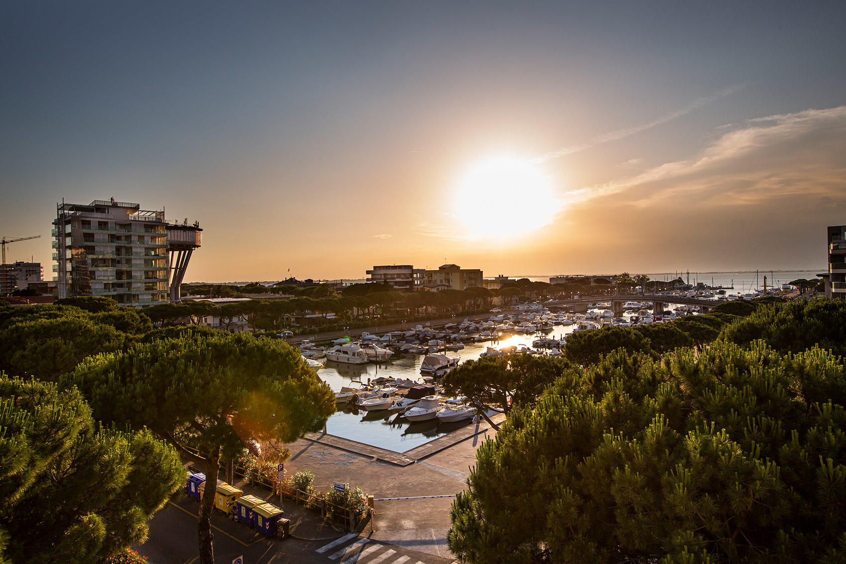 Home Zamarian Apartments