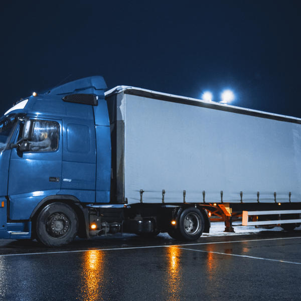 The importance of truck drivers in the transport sector. 2022 Driver of