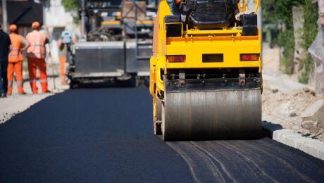 Bitumen and asphalt